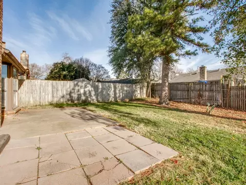 Exterior - 209 Ginger Ln, Euless, TX 76039 photo 6 of 6