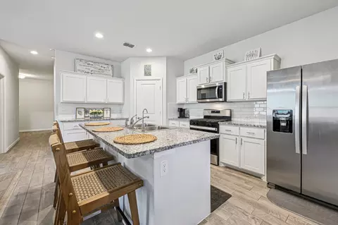 8629 Angel Gardens Dr, Fort Worth, TX 76179
