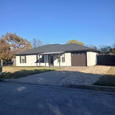 441 White Oak Ln, Burleson, TX 76028