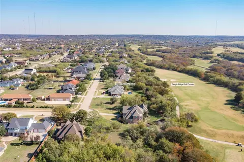1024 Parview Cir, Grand Prairie, TX 75104