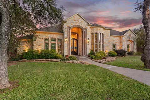 10020 Hidden Blf, Mcgregor, TX 76657