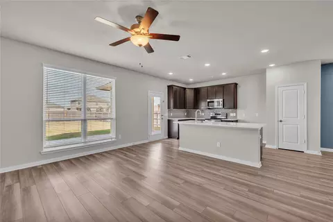 Living - 3616 Beutel Rd, Lorena, TX 76655 photo 2 of 6