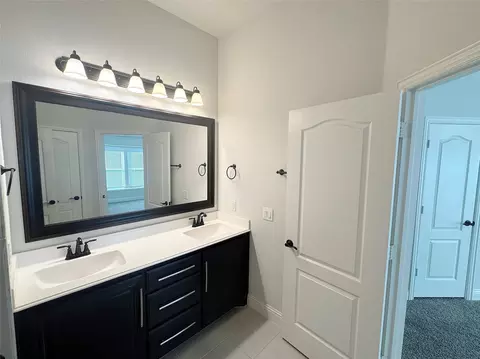 Bath - 3617 Pendleton Ct, Forney, TX 75126 photo 2 of 3