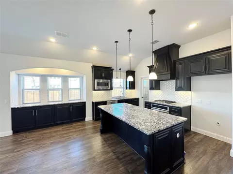 Kitchen - 3617 Pendleton Ct, Forney, TX 75126 photo 3 of 3