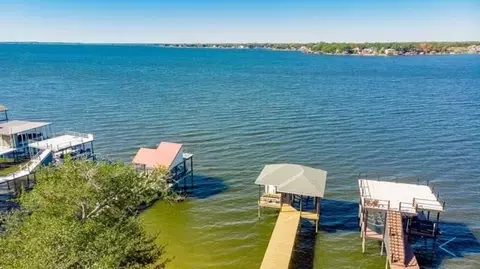 6209 Point La Vista Dr, Malakoff, TX 75148