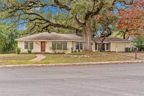 Exterior - 3808 N 27 St, Waco, TX 76708 photo 4 of 13