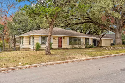 Exterior - 3808 N 27 St, Waco, TX 76708 photo 5 of 13