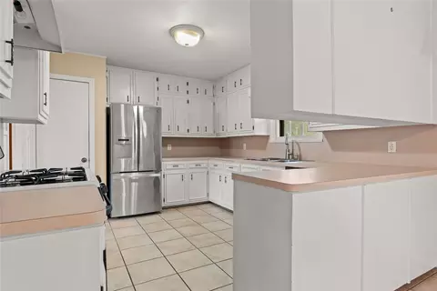 Kitchen - 3808 N 27 St, Waco, TX 76708 photo 6 of 6