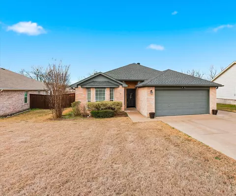304 Harvard Dr, Princeton, TX 75407