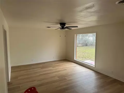 Living - 1121 E Coke, Hamilton, TX 76531 photo 3 of 3