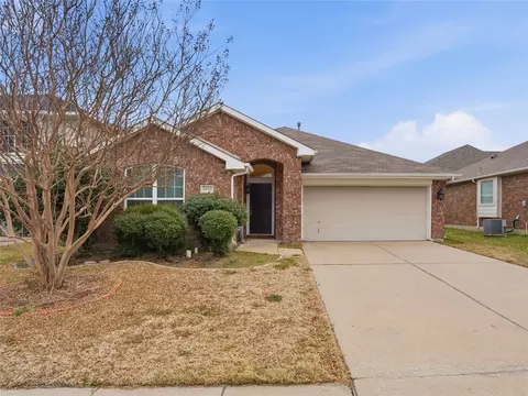 5012 Willow Bend Ln, Sachse, TX 75048