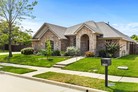 5701 Valhalla Dr, North Richland Hills, TX 76180