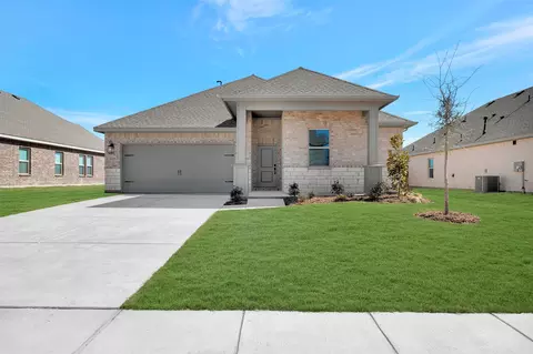 2205 Maple Ridge Dr, Van Alstyne, TX 75495