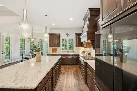 204 Chisholm Trl, Highland Village, TX 75077