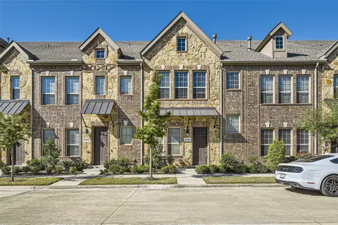 2407 Siskiyou St, Lewisville, TX 75056