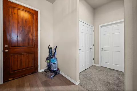Entry Way - 184 Angus Ct, Itasca, TX 76055 photo 1 of 2