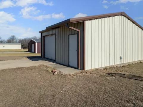Exterior - 184 Angus Ct, Itasca, TX 76055 photo 7 of 7
