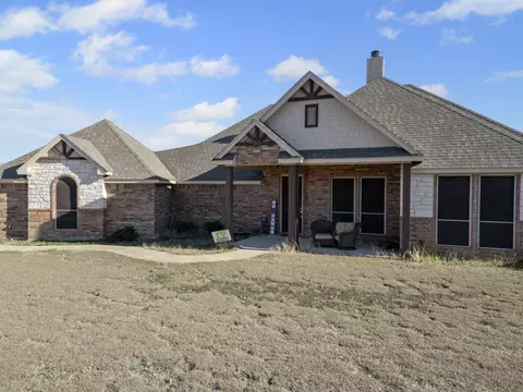 Exterior - 184 Angus Ct, Itasca, TX 76055 photo 2 of 7