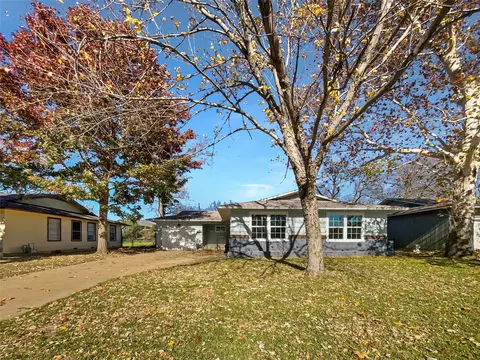 6132 Sundown Dr, Fort Worth, TX 76114