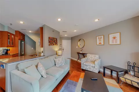 1010 Allen St #226, Dallas, TX 75204