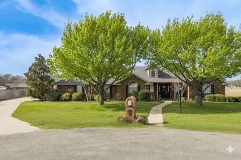 9 Maree Ct, Waxahachie, TX 75165
