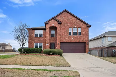 301 Heritage Dr, Crowley, TX 76036