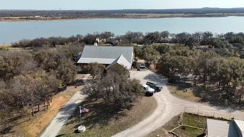 107 Gateway Ln, Graham, TX 76450