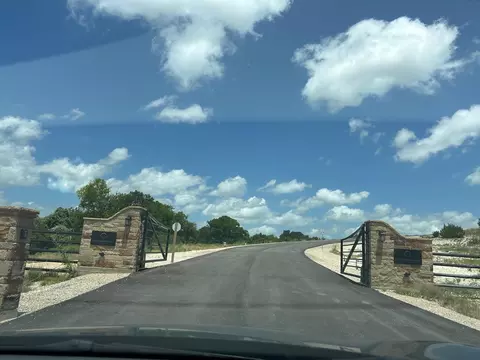 2521 Tom Chaney Dr #104, Cresson, TX 76035