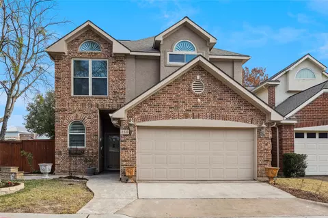 356 Arbor Ct, Euless, TX 76039