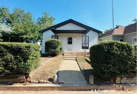 715 W Monterey St, Denison, TX 75020