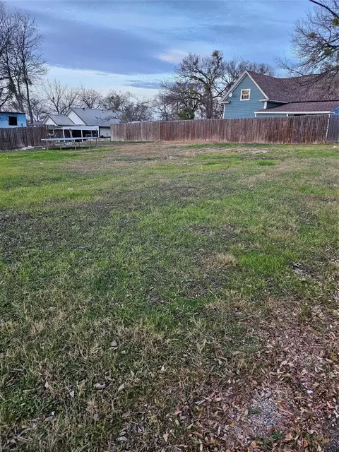 tbd Live Oak St, Meridian, TX 76665