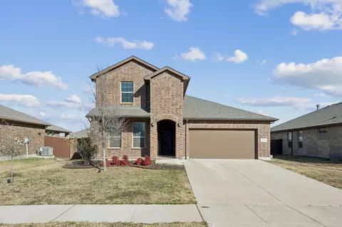 532 Redding Dr, Saginaw, TX 76131