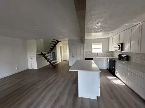 3111 Duck Creek Pkwy, Garland, TX 75044