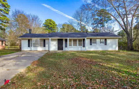 9443 Primrose Ln, Shreveport, LA 71118