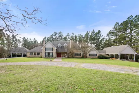 6951 E County Road 315, Buffalo, TX 75831