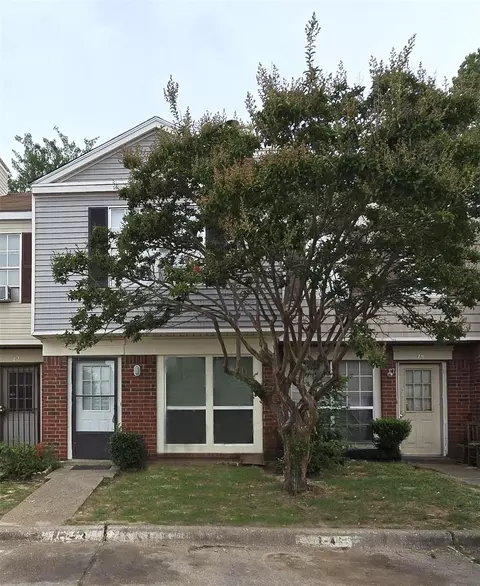 10500 Lake June Rd #I03, Dallas, TX 75217