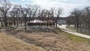 7401 Briar Rd, Azle, TX 76020