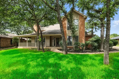 517 Indian Creek Dr, Trophy Club, TX 76262
