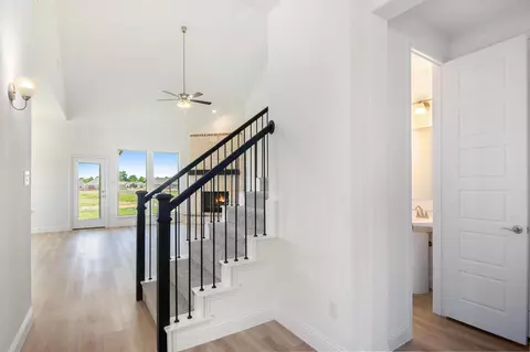 Entry Way - 6033 Mango, Sanger, TX 76266 photo 1 of 3