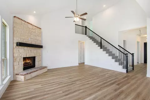 Living - 6033 Mango, Sanger, TX 76266 photo 2 of 4