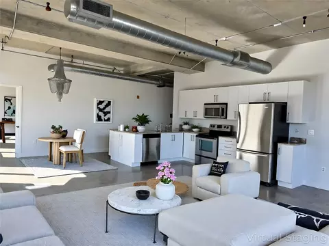 1001 Belleview St #201, Dallas, TX 75215