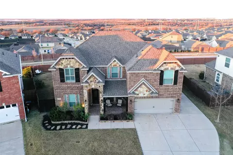 8516 Pinewood Dr, Fort Worth, TX 76123