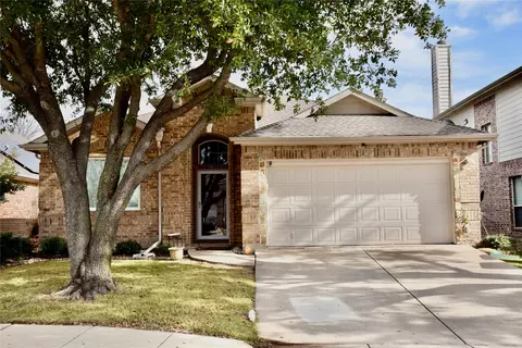 207 Sandpoint Dr, Mansfield, TX 76063