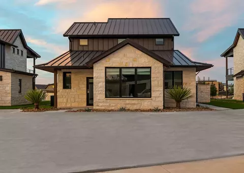 375 Emma Jean Trl, Iredell, TX 76649