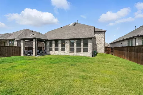 Exterior - 1812 Lithgow Rd, Celina, TX 75009 photo 2 of 2