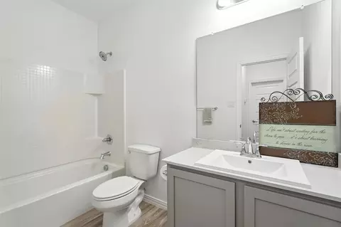 Bath - 1812 Lithgow Rd, Celina, TX 75009 photo 2 of 3