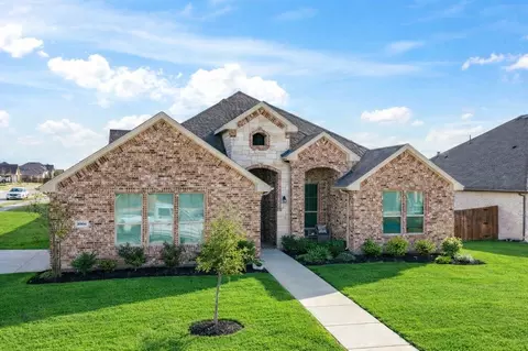 1006 Fairhaven Dr, Midlothian, TX 76065