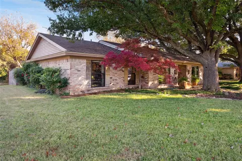 3701 Streamwood Rd, Fort Worth, TX 76116