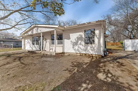 1917 Ida St, Arlington, TX 76010
