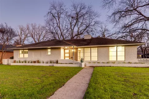 7006 Town North Dr, Dallas, TX 75231